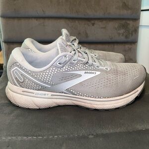 Brooks Ghost 14 Gray Running Shoes Men’s Size 9.5